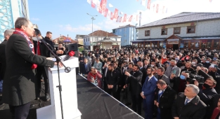 'Fatih Erbakan Çiftçiye, memura, işçiye yüzde 100 maaş zammıyla işe başlayacağız!'