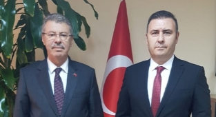 Hüseyin Akay, Demirhan'ı kutladı!