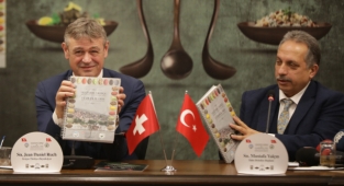 İSVİÇRE BÜYÜKELÇİSİ TALAS'A HAYRAN KALDI