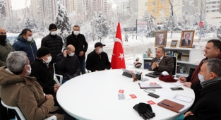 KAR VE SOĞUĞA RAĞMEN BAŞKAN ŞEFFAF ODA'DA