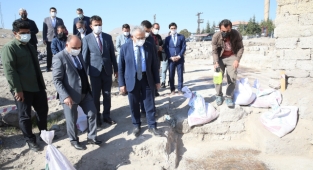 KAYSERİ’DE 2021’DE YERİN ALTINDAN TARİH FIŞKIRDI, BÜYÜKŞEHİR SAHİP ÇIKTI