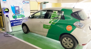 KAYSERİ ULAŞIM A.Ş.'DEN ELEKTRİKLİ ARAÇLAR İÇİN OTOPARKLARA ŞARJ ÜNİTESİ