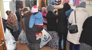 KOCASİNAN’DA ÇALINMADIK KAPI, GİRİLMEDİK GÖNÜL KALMIYOR