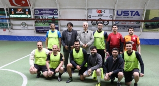 MELİKGAZİ BELEDİYESİ DAYANIŞMA VE DOSTLUK FUTBOL TURNUVASI BAŞLADI