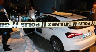 Samsun'da bir kişi otomobilin içinde tabancayla kafasından vurularak öldürüldü