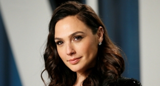 Wonder Woman'ın yıldızı Gal Gadot: 'Mümkün olsa haftada bir doğururum'