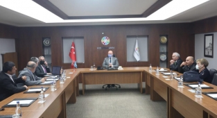 YENİ KURULACAK HAYVAN BARINAĞI İÇİN İSTİŞARE TOPLANTISI YAPILDI