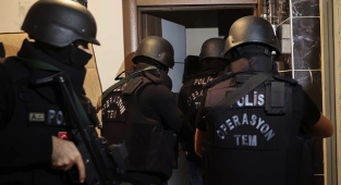 Adana'da DEAŞ operasyonu: Çok sayıda gözaltı var