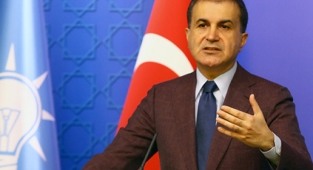 AK Parti Sözcüsü Çelik'ten Atatürk anıtına saldırı açıklaması!