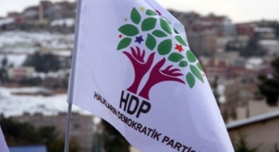 AYM, HDP'ye 60 gün ek süre verdi