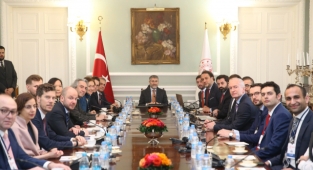 Bakan Nebati'den Londra temasları hakkında açıklama!