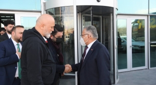 BAŞKAN BÜYÜKKILIÇ’TAN KAYSERİSPOR’A MORAL ZİYARETİ
