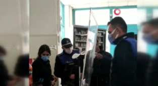 Başkent'te zincir marketleri denetleyen zabıta müdüründen sert sözler