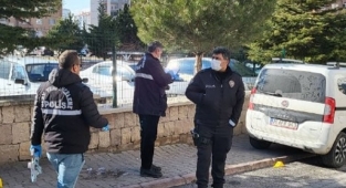 Boşanma aşamasındaki kocasını tabancayla ağır yaraladı!