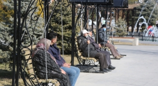 BÜYÜKŞEHİR’DEN PARKLARA ZARİF VE ESTETİK DOKUNUŞ