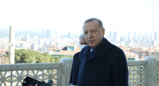 Cumhurbaşkanı Erdoğan koronavirüsü atlatması sonrası ilk kez halkın karşısında!