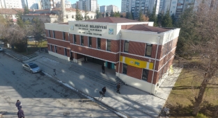 Melikgazi’de İldem Akıl Küpü Kütüphanesi ve Eski Çınarlar Yaşam Merkezi açılıyor