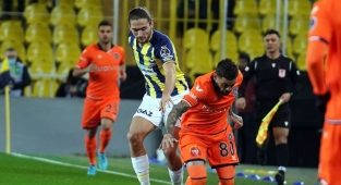 Fenerbahçe evinde Başakşehir'e mağlup!