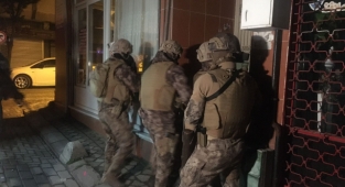 İstanbul'da uyuşturucu tacirlerine yönelik eş zamanlı operasyon