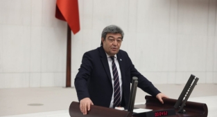 İYİ Parti Kayseri Milletvekili Dursun Ataş'tan Erciyes Anadolu Holding Ceo'su Ertekin'e Sert Çıkış!