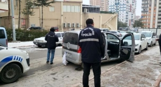 Kiralık araçla hırsızlık!