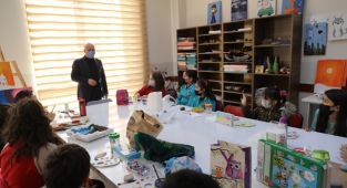 KOCASİNANLI ÇOCUKLAR; “TEŞEKKÜR EDERİZ BAŞKAN AMCA”