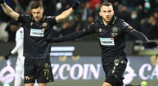Konyaspor'dan altın gol!