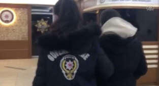 Korona olan Erdoğan'a hakaret gözaltıları başladı! İstanbul'da bir kadın gözaltına alındı!