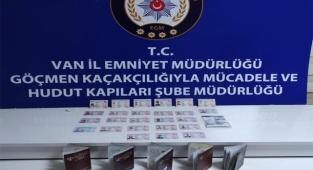 MİT ve emniyetten ortak operasyon: 30 adet sahte belge ele geçirildi
