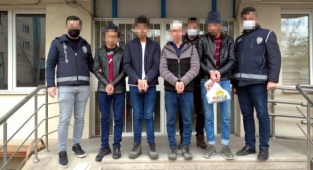 Nevşehir'de yurda kaçak yollarla giren 4 yabancı uyruklu yakalandı