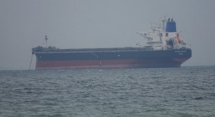 Rus füzesinin vurduğu Japon yük gemisi Yalova'da onarılacak