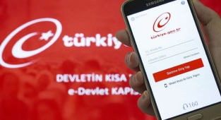 SGK'ya e-Devlet'ten 305 milyon başvuru!