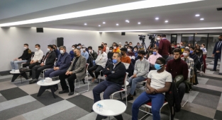 TALAS’TA “GENÇLERLE KİTAP SOHBETLERİ”NİN ÜÇÜNCÜSÜ GERÇEKLEŞTİ
