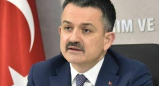Tarım ve Orman Bakanı Bekir Pakdemirli, koronavirüse yakalandı