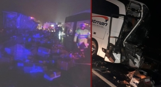 TEM otoyolunda yolcu otobüsü tıra çarptı: 1 ölü, 13 yaralı!
