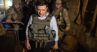 Ukrayna Rus işgaline hazırlanıyor! Devlet Başkanı Zelenskiy tatil ilan etti!