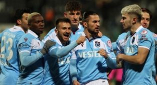 Ziraat Türkiye Kupası'nda Trabzonspor, Denizli engelini de aştı!