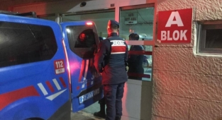 4 kişilik aile katliamında gözaltına alınan 2 şüpheliden 1'i tutuklandı