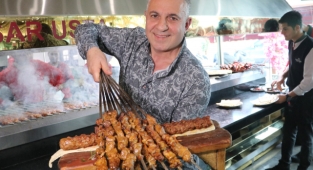 Adanalıların obez olduğu ortaya çıktı, vatandaşlar ‘İyi ki obeziz' dedi