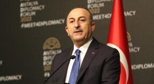 Bakan Çavuşoğlu: 'Son derece medeni bir görüşme oldu'
