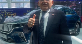 BAŞKAN BÜYÜKKILIÇ, ANKARA'DA EKO İKLİM ZİRVESİ'NDE KONUŞTU, TOGG'U İNCELEDİ