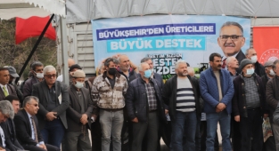 BAŞKAN BÜYÜKKILIÇ’TAN ÇİFTÇİYE 15 MİLYON TL’LİK TOHUM DESTEĞİ
