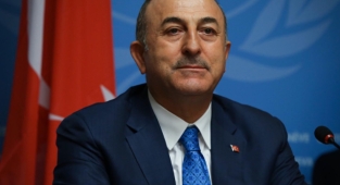 Çavuşoğlu'ndan 'Türkiye Ukrayna'ya asker gönderecek' yorumlarına ilişkin önemli açıklama!