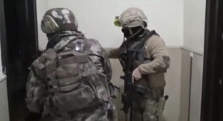 FETÖ operasyonunda 9 şüpheli gözaltında, 2 şüpheli ise aranıyor