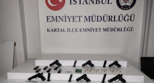 İstanbul'da yasa dışı silah ticareti operasyonu: 4 gözaltı