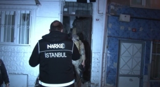İstanbul Emniyeti uyuşturucu tacirlerine göz açturmıyor!