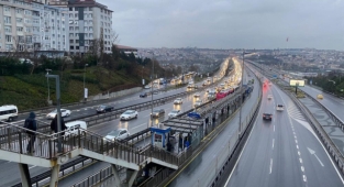 İstanbul güne yağmurla uyandı!