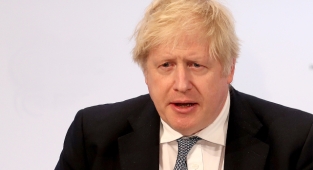 Johnson: 'Ukrayna'nın kahramanca direnişinin sürdüğü her gün, Putin'in feci bir hata yaptığı açıkça ortada'