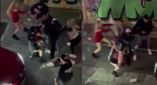 Kadıköy'de kızların saç saça baş başa kavgası kamerada