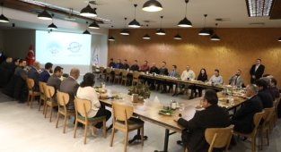 KENTSEL DÖNÜŞÜM MÜDÜRLÜĞÜ VE YAZI İŞLERİ VE KARARLAR MÜDÜRLÜĞÜ İLE DEĞERLENDİRME VE PLANLAMA TOPLANTISI YAPILDI